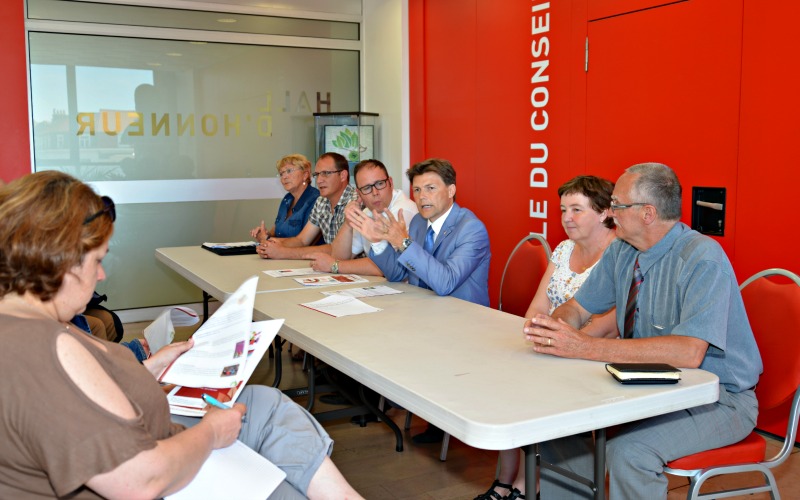 conférence de presse concernant les nouveaux outils de démocratie locale