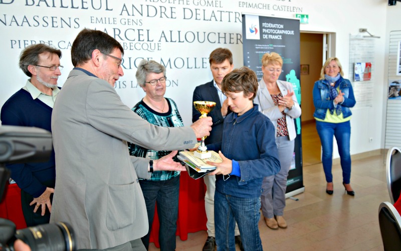 Remises de prix aux lauréats du salon des jeunes auteurs organisée par l’asso l’œil du hérisson 2015