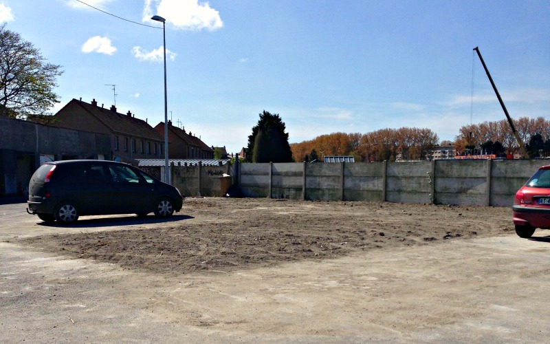 démolition des garages près des jardins familiaux du quartier sainte germaine 2017