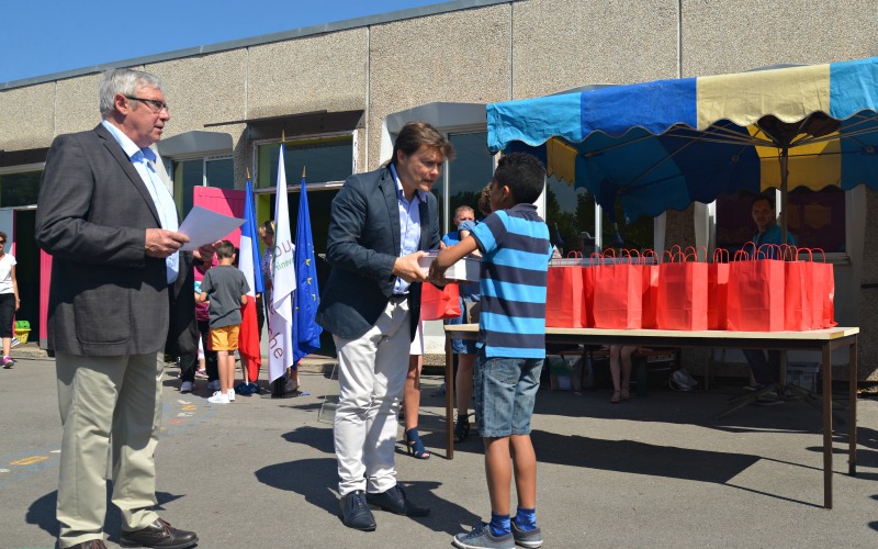remise de dictionnaire école Courtois 2017