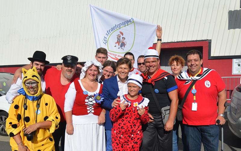 Mention spéciale pour l’association carnavalesque les Straetepoppes et l’idée originale de Popeye et toute sa famille !