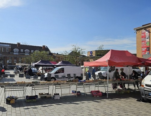 Le marché du vendredi reste définitivement Place de la Convention