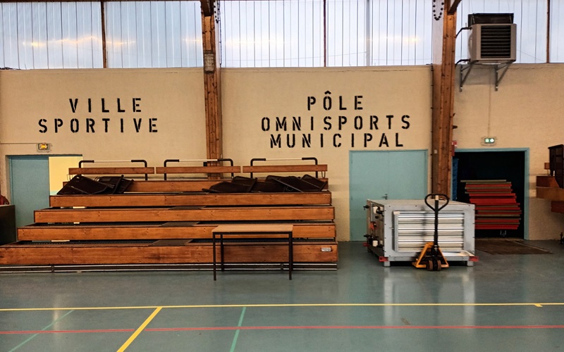 Dernière touche à la salle de sports municipale Delvallez